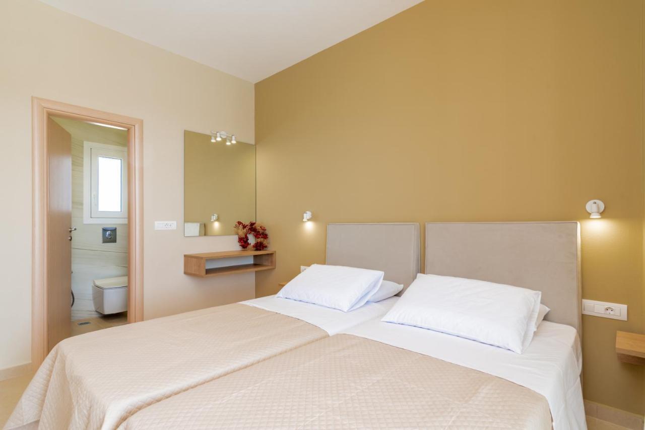 Koukounariá Spartakos Luxury Villa 2 מראה חיצוני תמונה